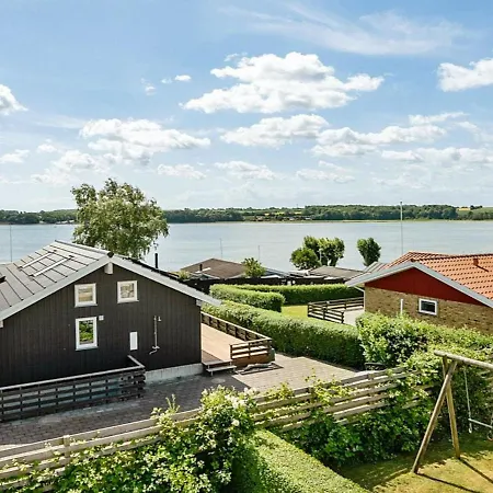 בית נופש Beachfront Bliss In Hejlsminde - By Traum Hejls